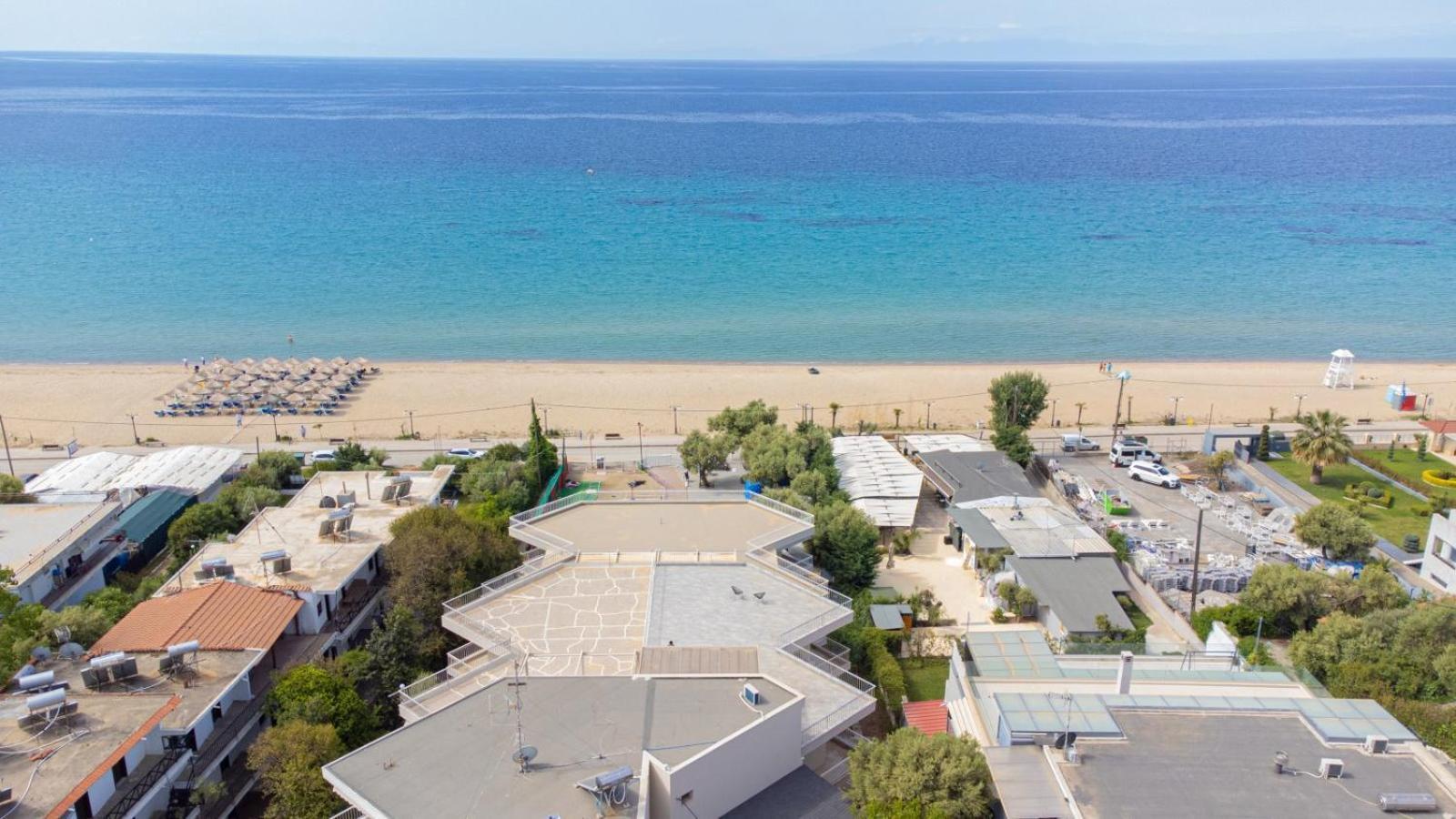 Althea Suites By Rentalspro Services - Nea Moudania Halkidiki Exterior photo